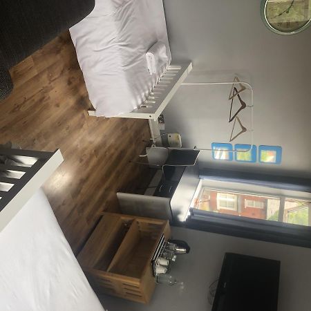 Apartamento Oaklands Wolverhampton Exterior foto