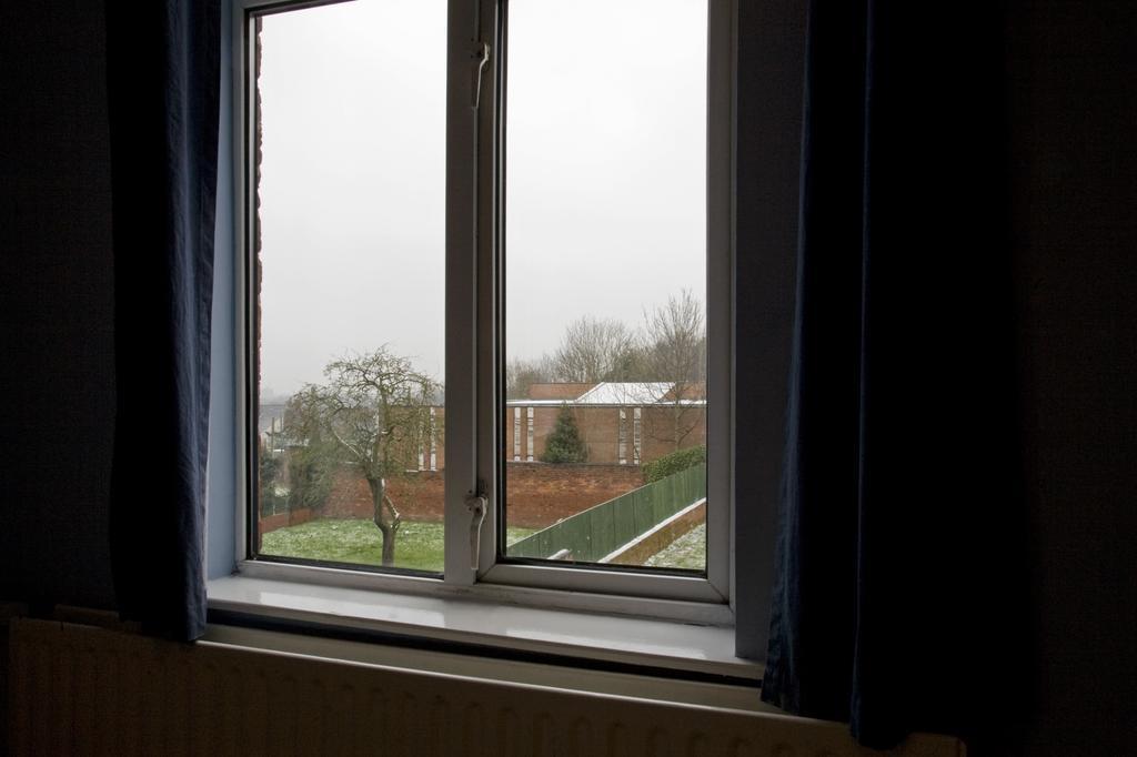 Apartamento Oaklands Wolverhampton Exterior foto