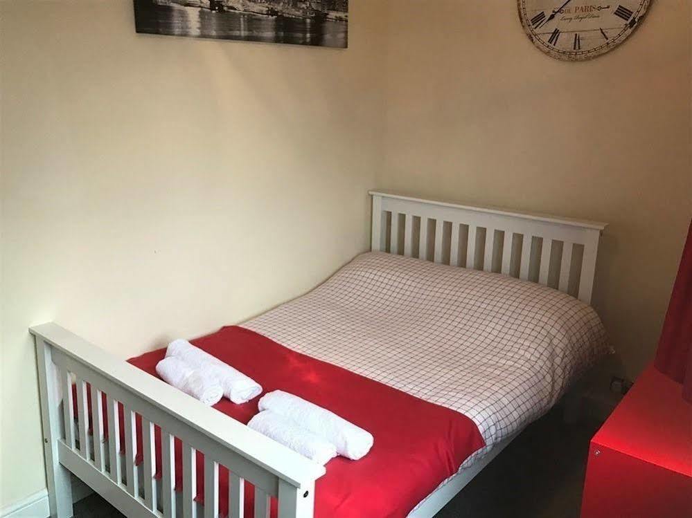 Apartamento Oaklands Wolverhampton Exterior foto
